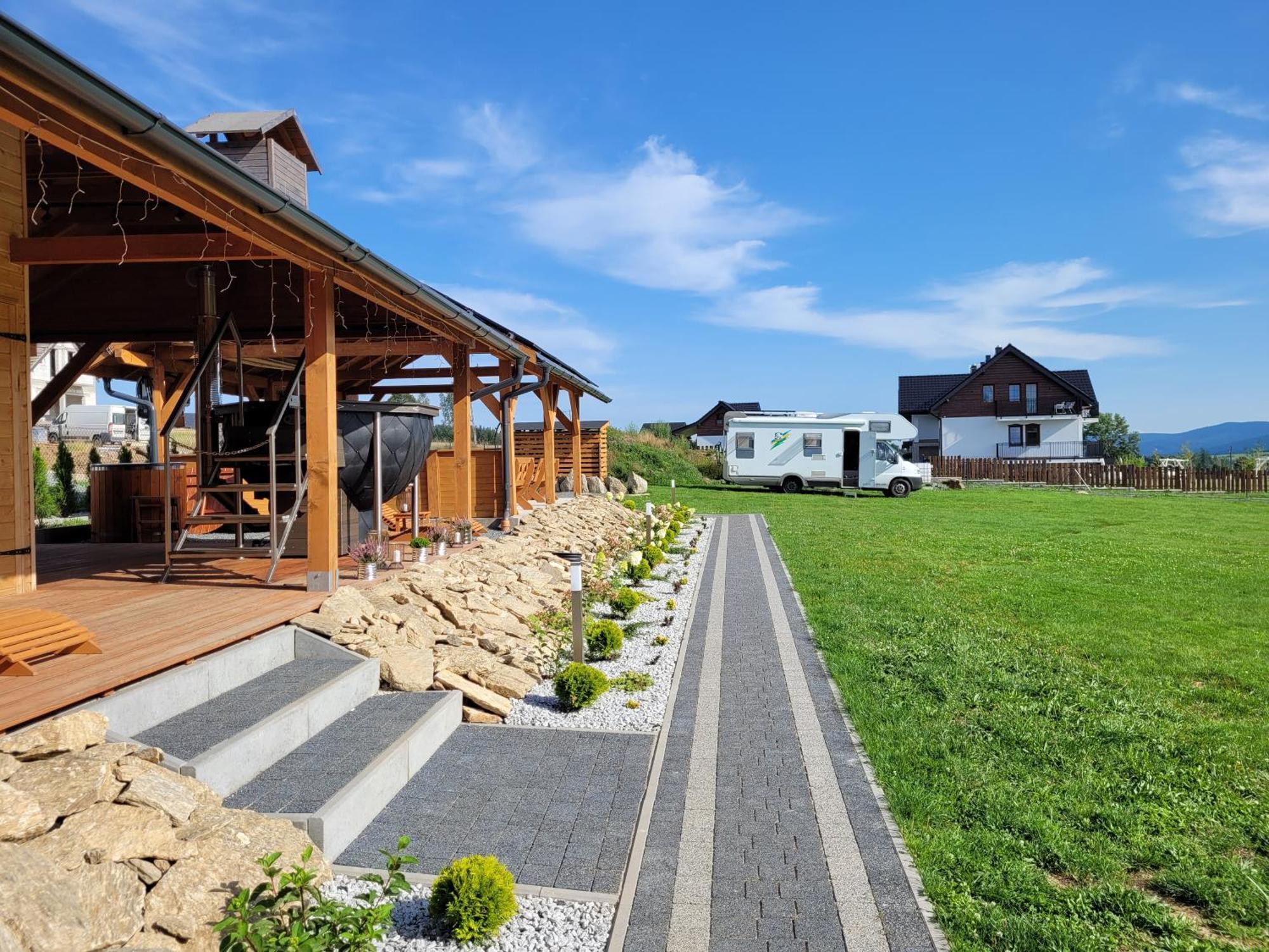 Osada Orlica Klimatyczne Domki Z Widokiem Na Gory I Termalnym Spa Sauna Jacuzzi 4 Km Od Zieleniec Ski Arena Lasowka エクステリア 写真